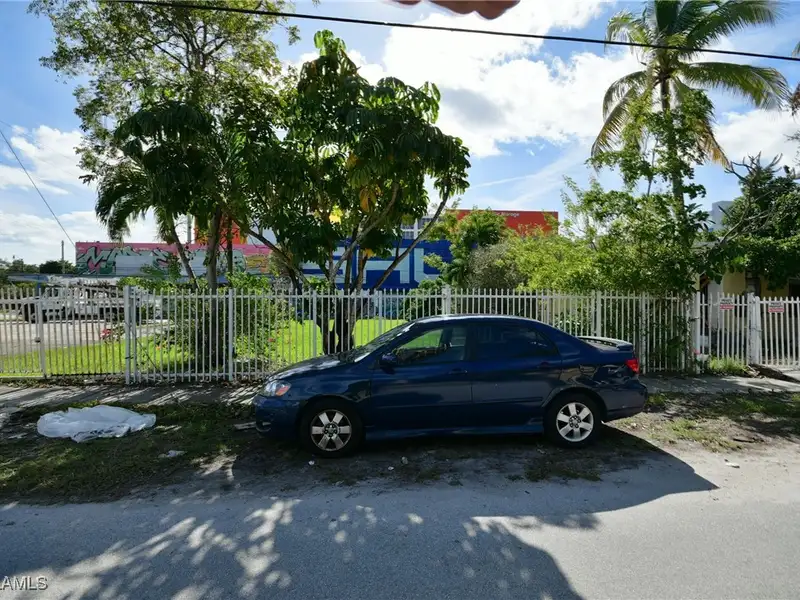 Mixed-use Development Opportunity in Wynwood Norte - 5750 Sf Lot Near Design District