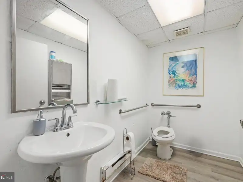 Commercial Building for Sale in Annandale - 8,202 Sq. Ft., Zoned C-3, Corner Lot