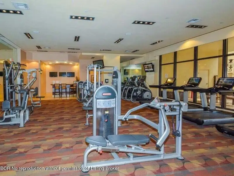Live/work Condominium in Downtown West Palm Beach with Private Entrance and Parking