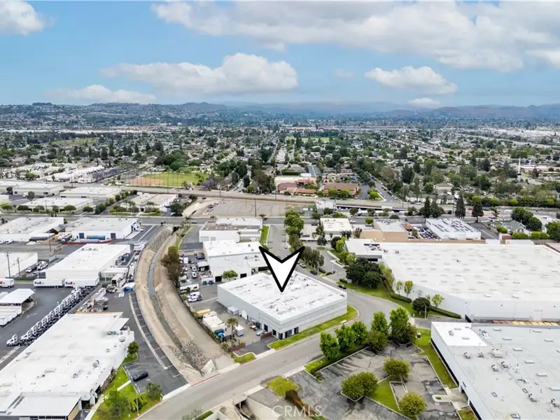 Versatile 21,447 Sq Ft Industrial/office Property in Orange's Thriving Commercial District