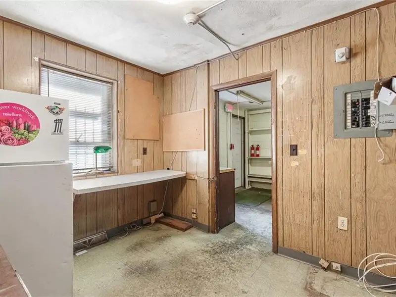 Mixed-use Property with Apartments and Commercial Space in Pawtucket