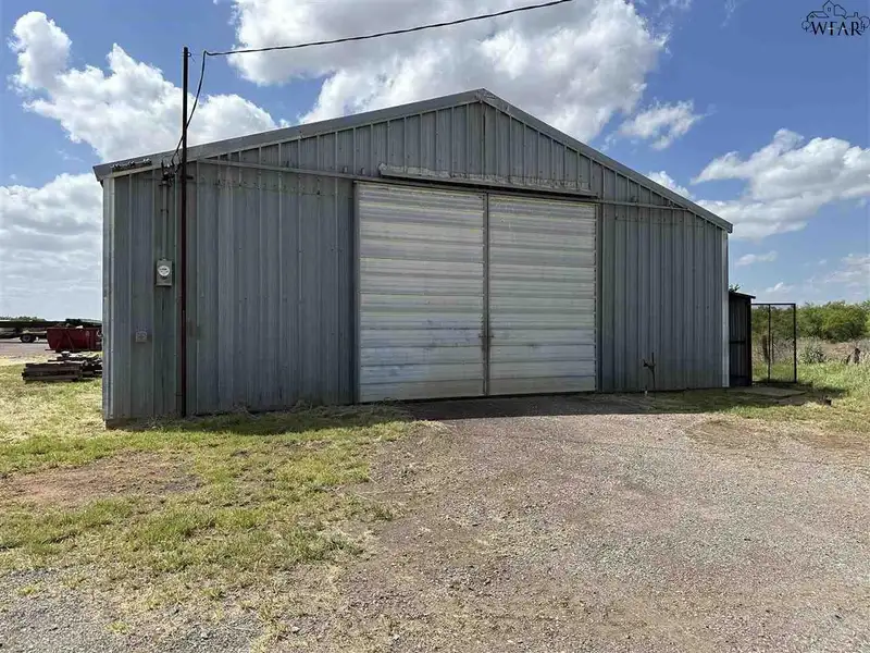 Commercial Property on 5.988 Acres with Warehouse and Storage Facilities