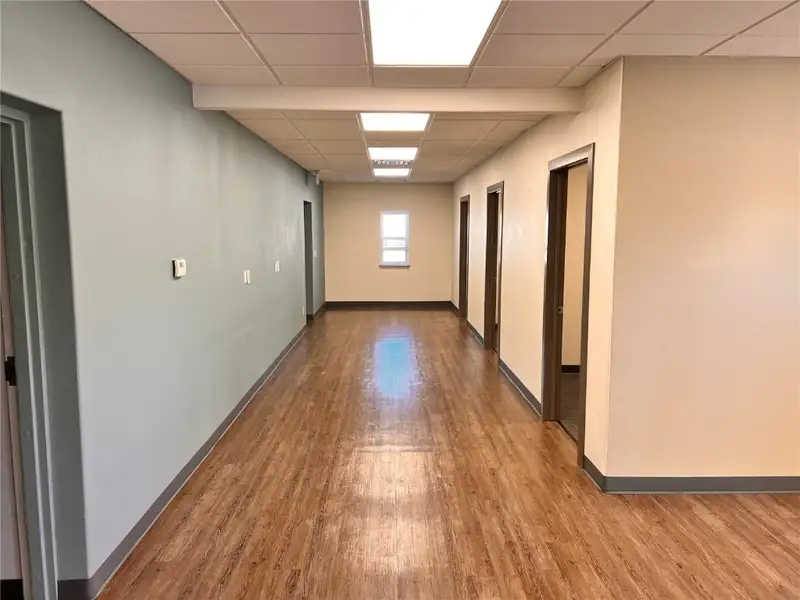 Affordable Commercial Space with Private Entrance and Kitchenette in Sw Side Location