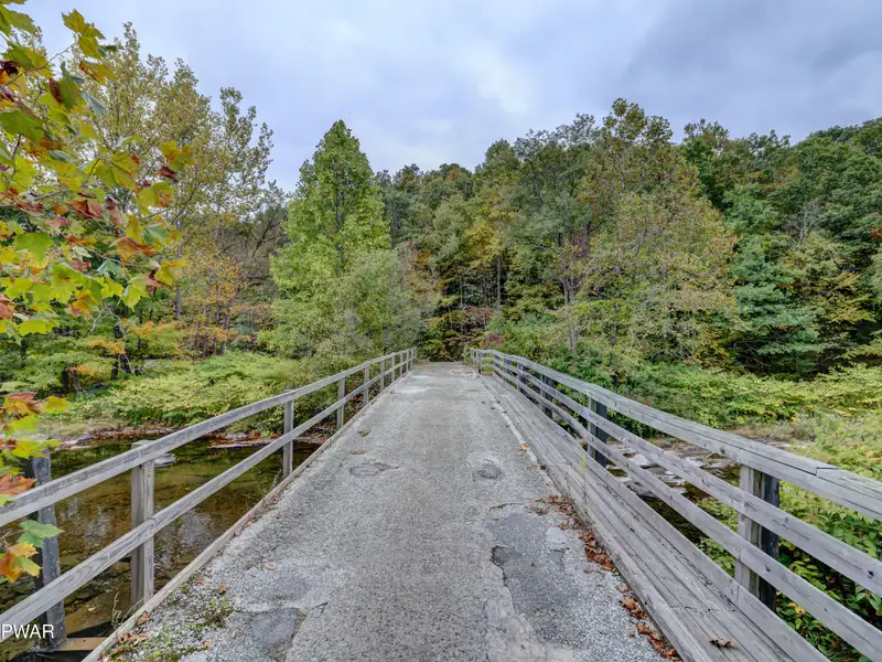 97.29-acre Former Ski Resort with Lodge in the Pocono Mountains
