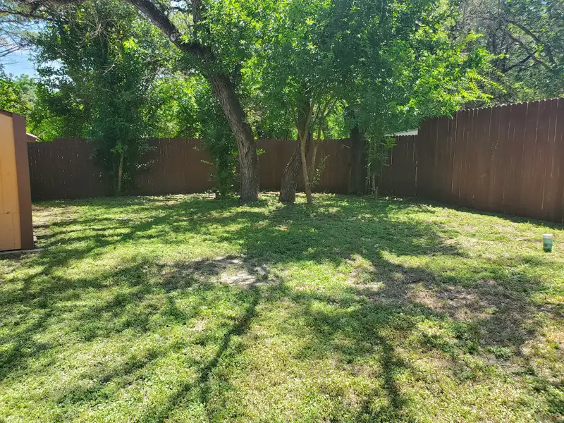 Income-producing Duplex in Ingram, Tx with Positive Cash Flow and Privacy Fencing