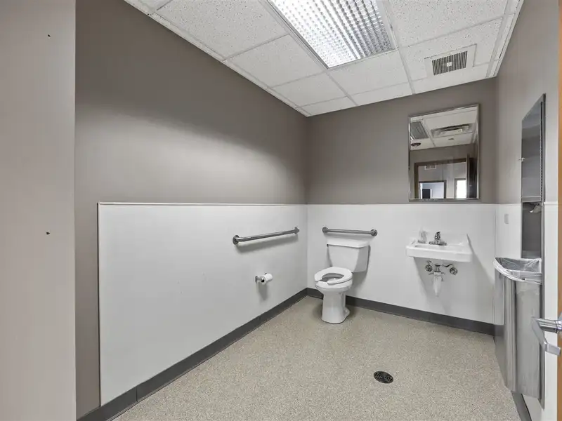 Office Suite for Lease in Prime Coralville Location, 6 Offices and Amenities Included