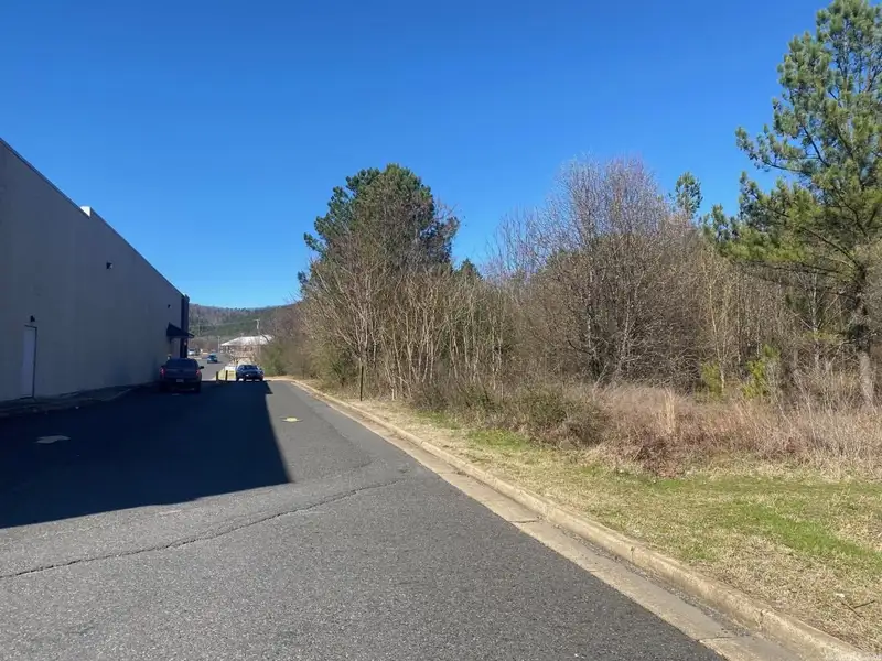 2-acre Commercial Lot with Right of Way Easement in High Traffic Area