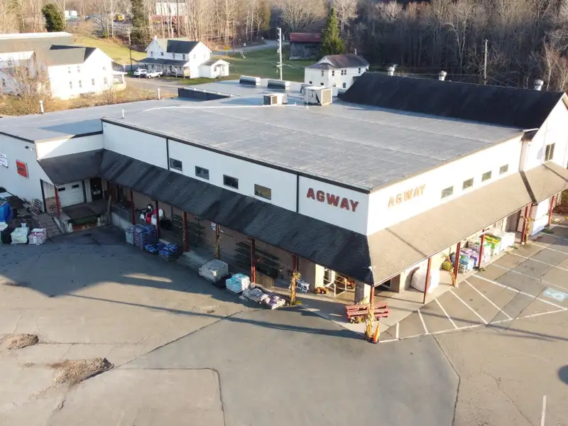 26,000 Sq Ft Commercial Building on 3.27 Acres in Northern Poconos