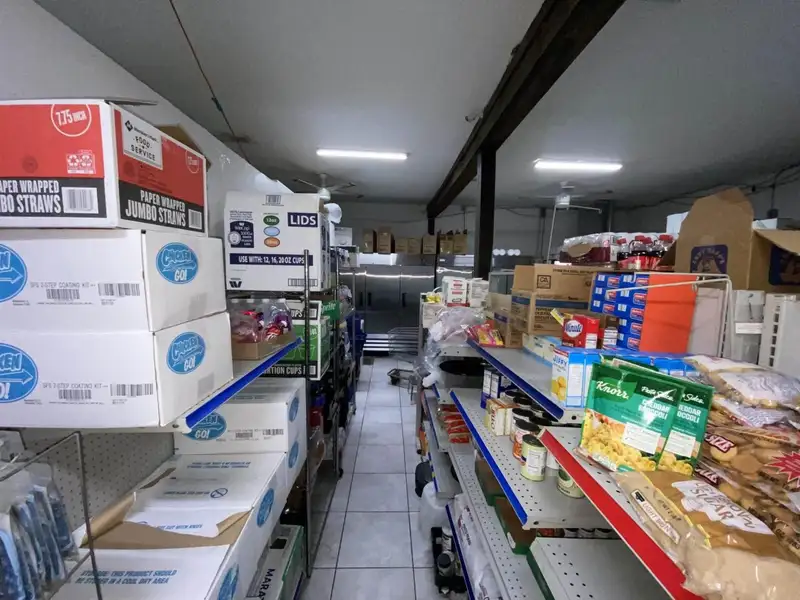 Established C-store in Stanton, Prime Location Near Ford's Blue Oval City