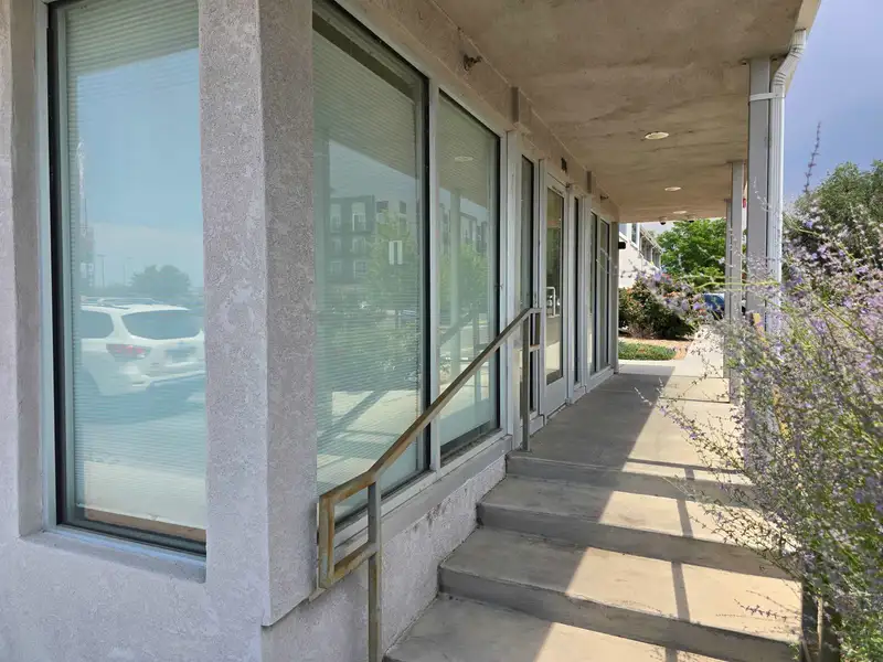 Fully Equipped Commercial Kitchen and Dining Space in Downtown Location