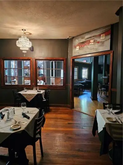 Historic Grand Central Hotel with 15 Suites and Restaurant in Eureka Springs, Ar