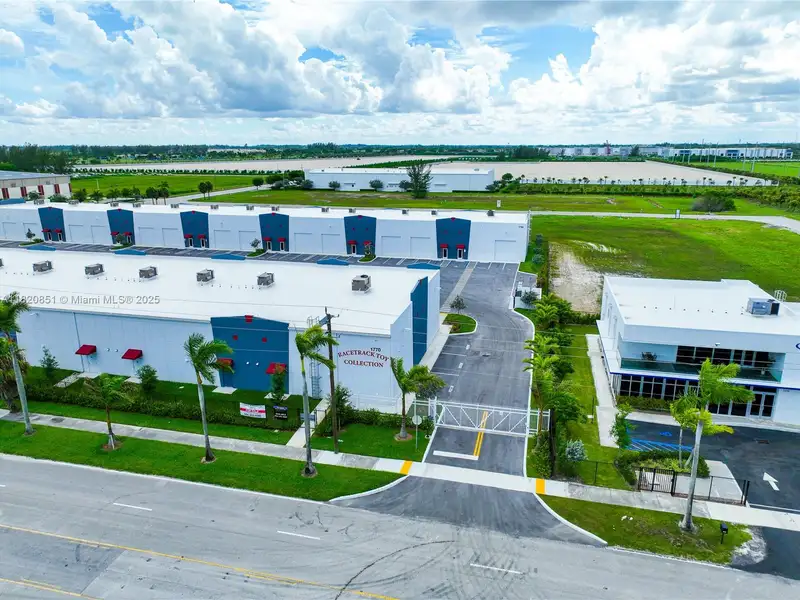 New 2,640 Sq. Ft. Warehouse in Homestead, Fl - Ideal for Storage and Business Operations