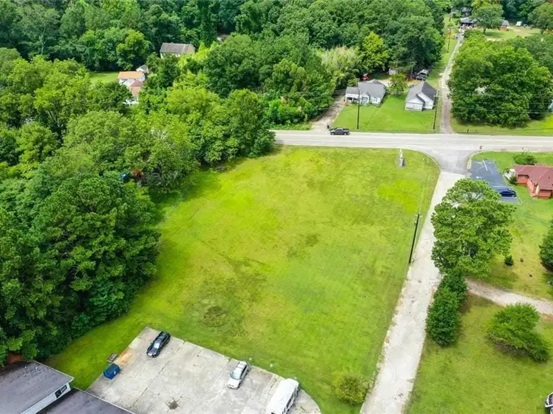 Flat 1.053-acre Vacant Lot on Austell Powder Springs Road, Cobb County