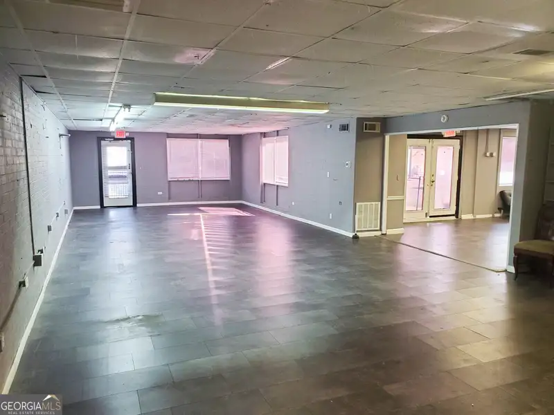 Commercial Building on Shorter Avenue with High Visibility and Ample Space