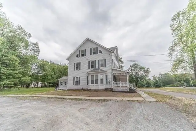 Newly Renovated 5-unit Office Building Near Crystal Run Healthcare and I-86