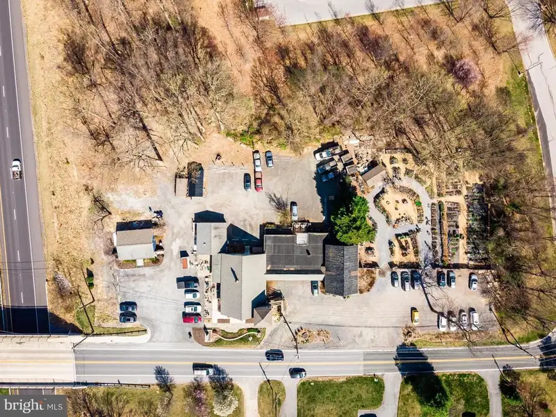 Multi-use B-1 Zoned Building in Howard County with Retail and Office Spaces