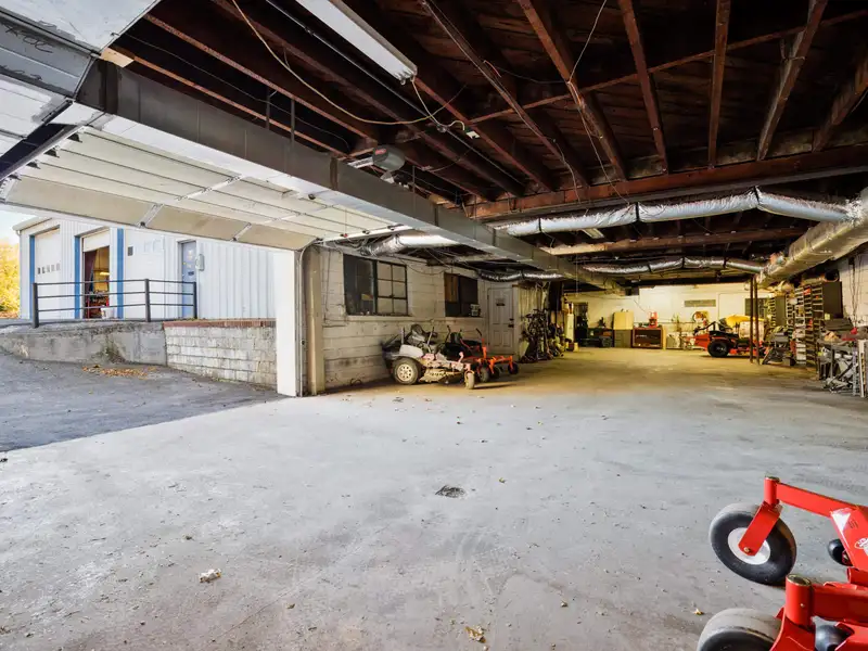 Versatile 9,940 Sq Ft Mixed-use Building on Congress Street, New Market, Shenandoah Valley