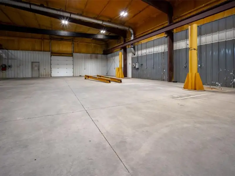Turnkey Industrial Facility on 322 Acres Near El Reno and Weatherford, Oklahoma