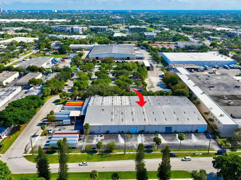 Deerfield Beach Office and Warehouse Space for Lease, 1286 Sq. Ft. Office, 47,604 Sq. Ft. Warehouse