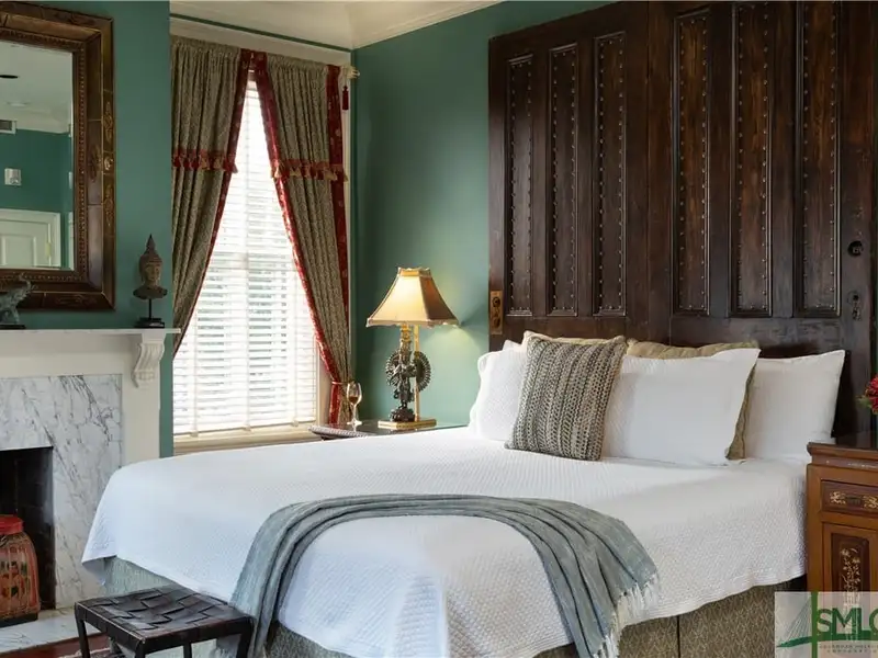 Restored 1871 Gray Brick Townhome in Savannah’s Historic District with Carriage House and Stvr Certificates