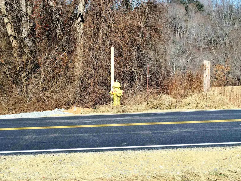 Commercial Land Opportunity on 5.444 Acres with Road Frontage Near I-77