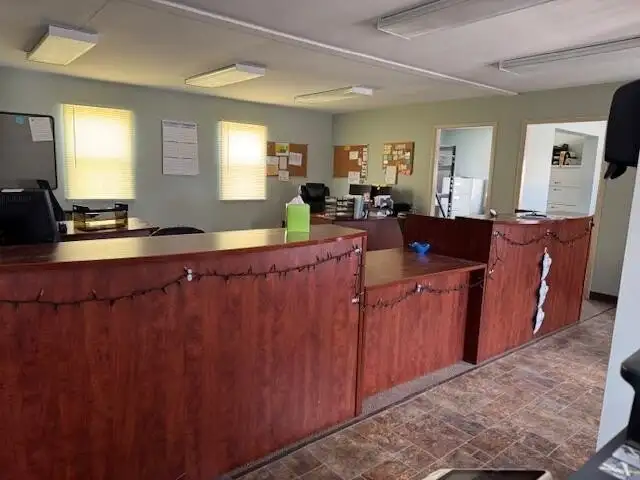 Industrial Business Suites for Lease in La Porte, in - Flexible Sizes Available