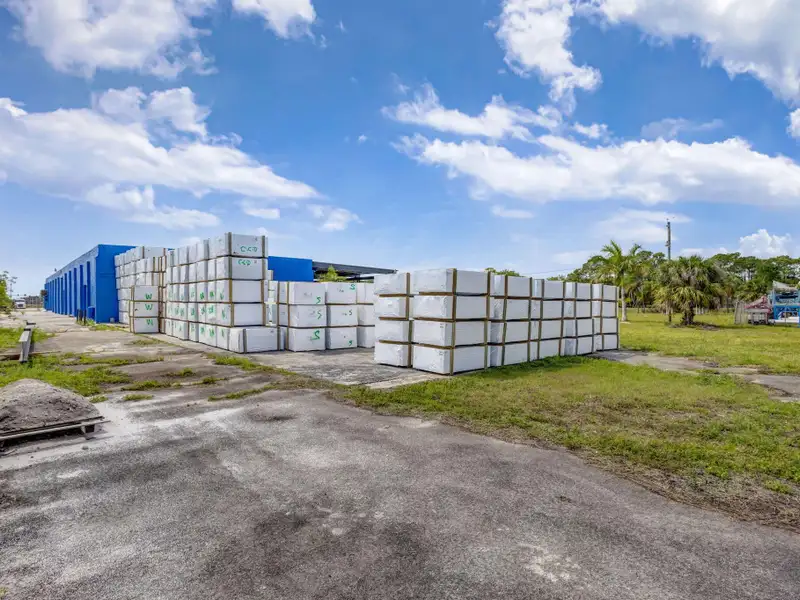 Versatile Industrial Building with Office Space and Storage on 2.71 Acres in Riviera Beach, Fl