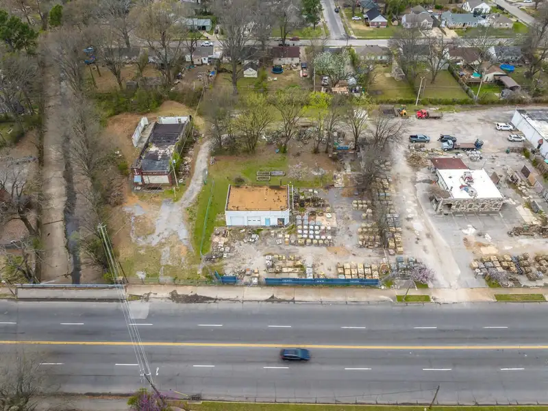 Light Industrial Building for Sale in 1956, 3,720 Sq Ft on .81 Acres