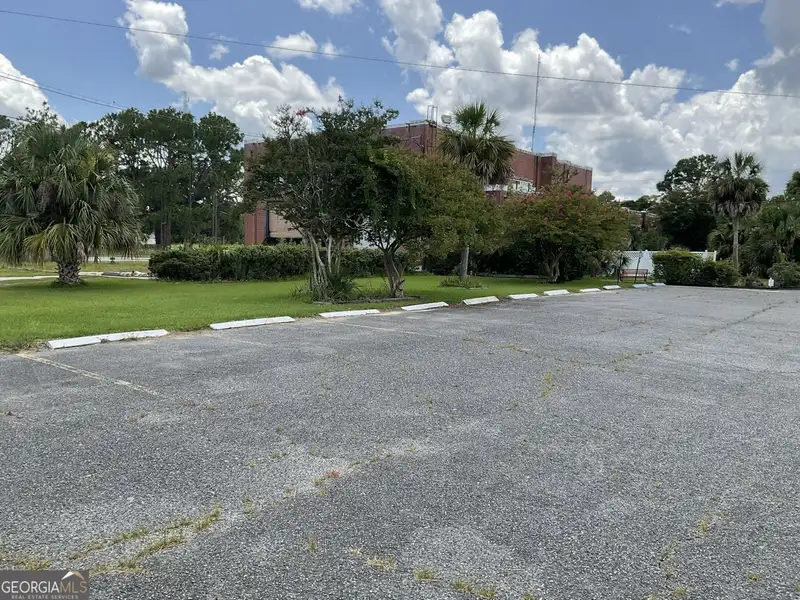 Historic 1940 Theatre Building in St. Marys with 8,892 Sq. Ft. and Parking