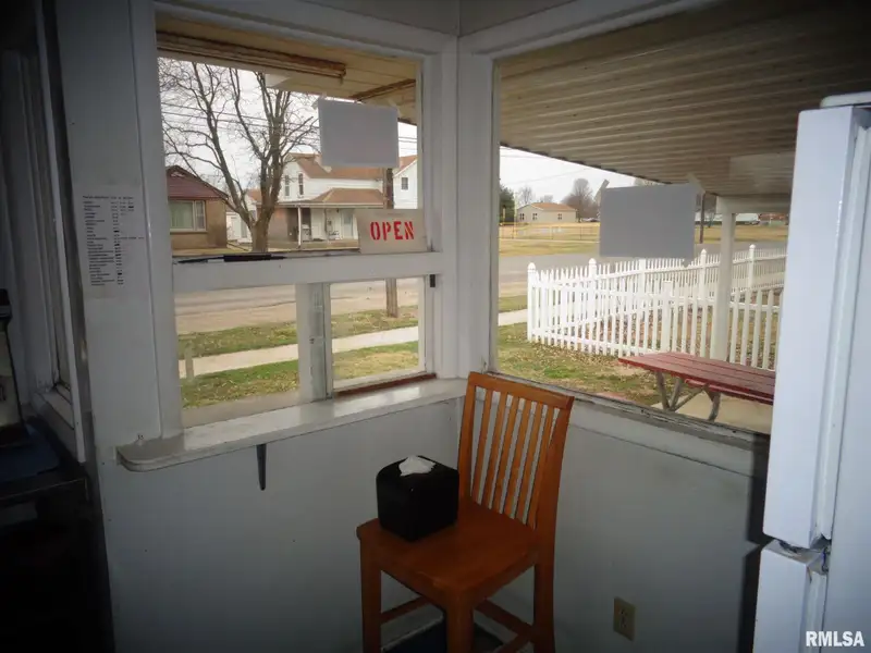 Established Eatery for Sale Near Pekin with Covered Patio and Equipment Included