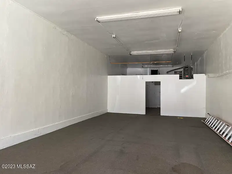 Commercial Building with Retail Units for Sale in Nogales, Az Business District