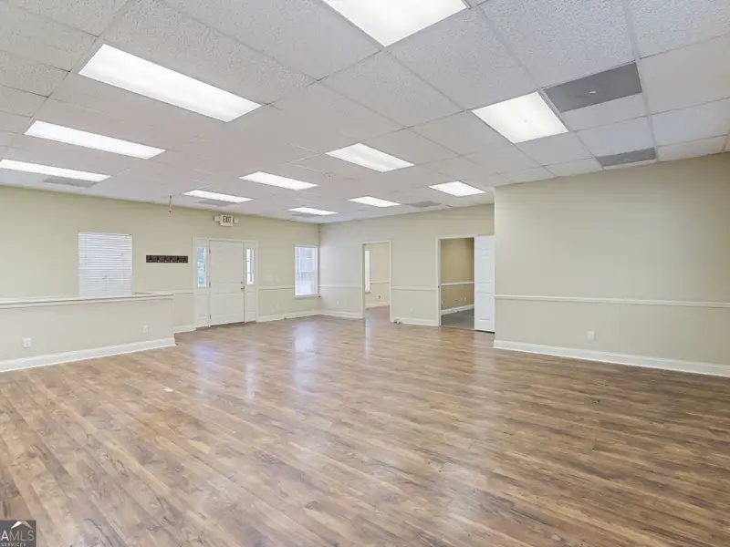 Versatile 7,900+ Sq Ft Medical Office Building in Prime Location Near Hospital