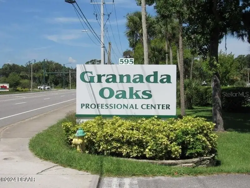 Renovated Medical Suite in Prime Ormond Beach Location with Multiple Treatment Rooms