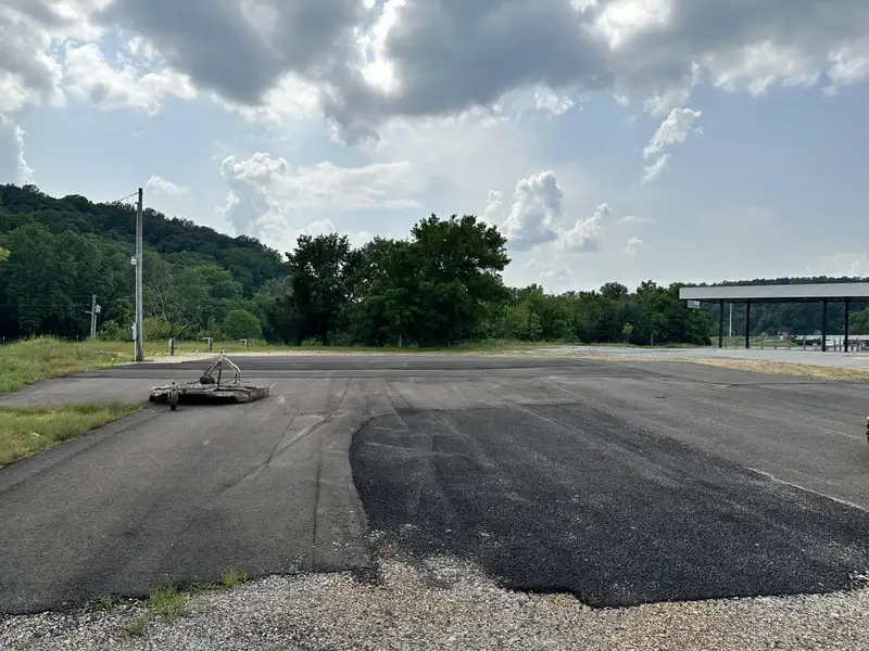 Commercial Restaurant with Rv Hookups and Additional Lot Near I-40 Exit 152
