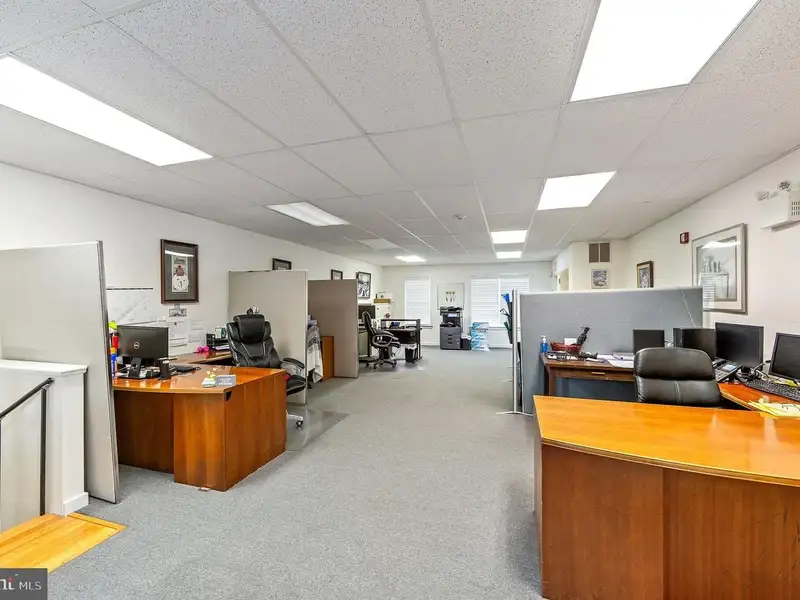 1st Floor Office Condo in Glen Mills, Pa on Baltimore Pike Retail Corridor