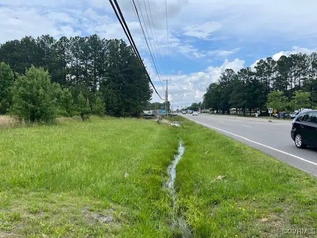 Commercial Property on 3.473 Acres with 286' Frontage on Washington Hwy, Hanover County