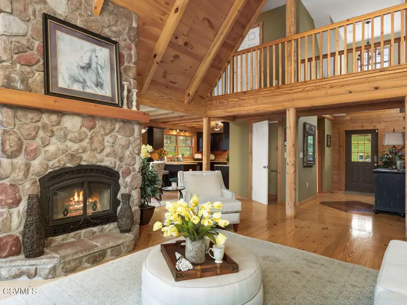 Commercial Log Home on 2 Acres with 3 Bedrooms and Scenic Views