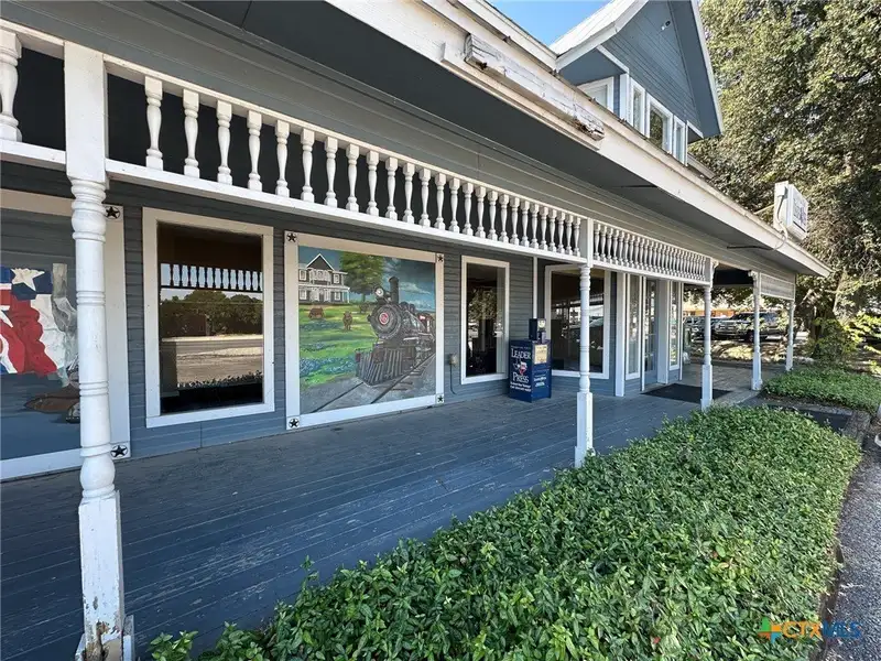 Investment Opportunity: Multi-unit Complex in Copperas Cove with Stable Tenants and Recent Updates
