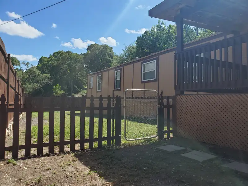 Income-producing Duplex in Ingram, Tx with Positive Cash Flow and Privacy Fencing