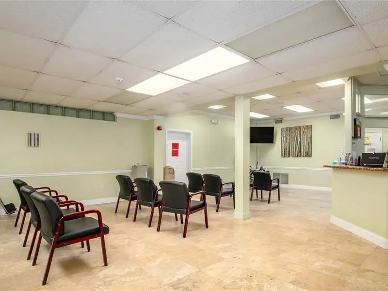 Medical Office Building for Sale in Prime Clermont Location with Ample Parking