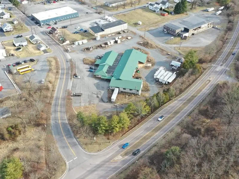 Historic Commercial Building on 2.4 Acres Near C&o Canal, Ideal for Restaurant or Brewery