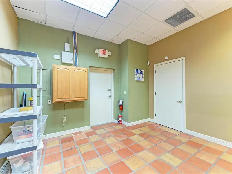 Professional Office Condo in Centrally Located Largo, 1830 Sq.ft with 7 Private Offices