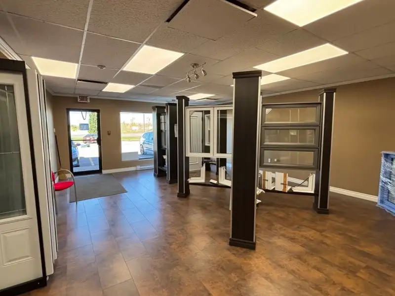 1,800 Sq. Ft. Commercial Space for Lease on Monseigneur-langlois Blvd, Salaberry-de-valleyfield