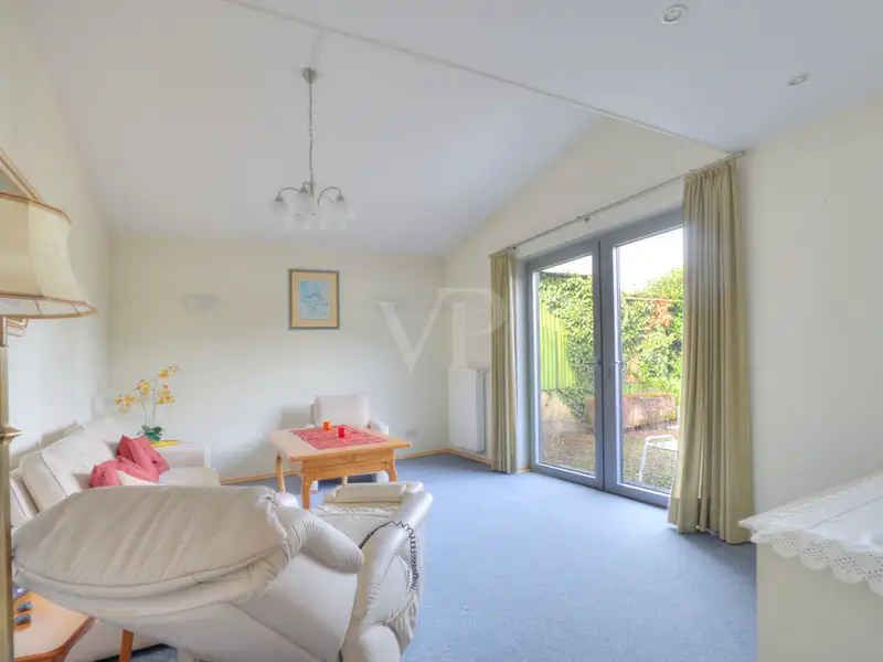 Spacious 34,000 M² Stud Farm Property with Main House, Pool, and Guest Accommodations