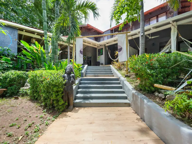 Tamarindo Boutique Hotel - 9 Bedrooms, 175m to Beach, Ideal for Retreats