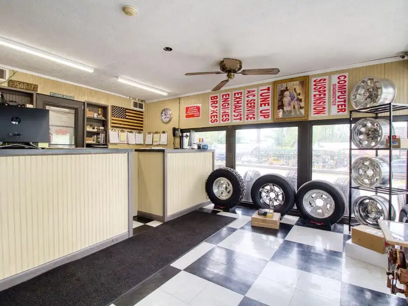 Turnkey Auto Mechanic Business with Multiple Buildings in Mt. Orab