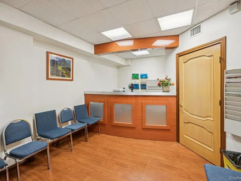 First Floor Office Unit in Forest Hills Co-op with Five Private Offices