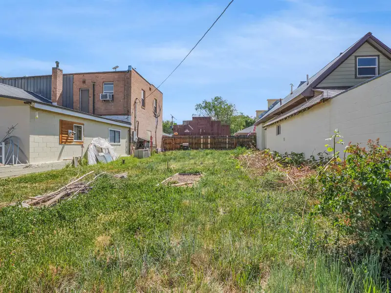 Mixed-use Retail and Residential Property with Expansion Potential in Collbran, Co