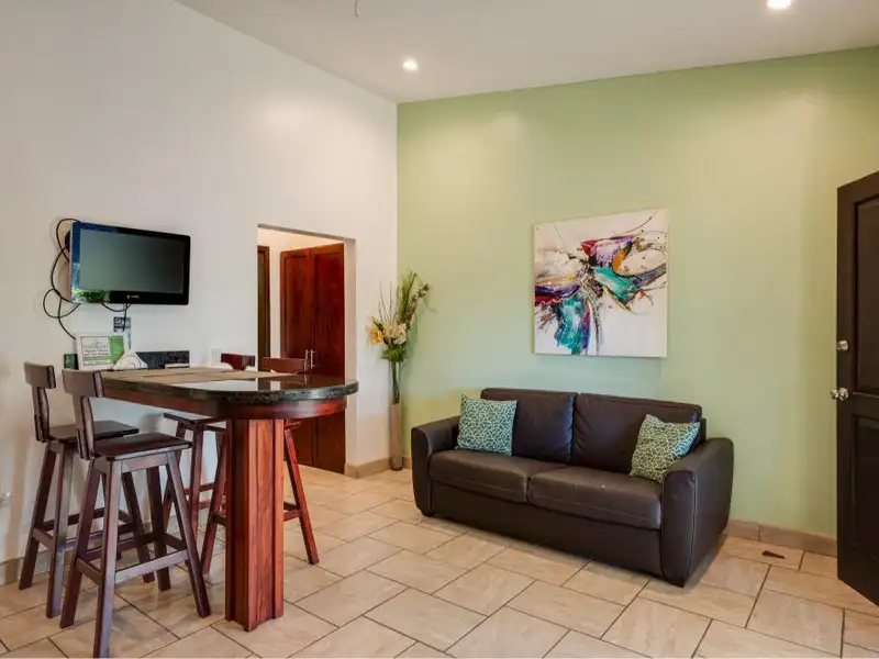 Centrally Located Guest House Apartments in Flamingo Beach, Costa Rica