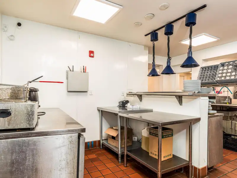 High-end Restaurant Space with Outdoor Dining and Residential Unit in Ogunquit
